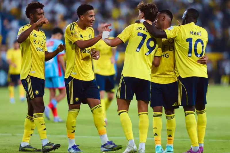 النصر يترقب مصير الثنائي قبل لقاء الخليج